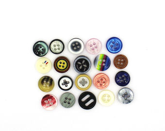 Fancy Colour Bulk Clothing Buttons , 4 Holes Plastic For Shirt